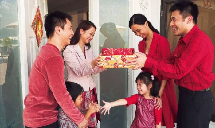 Lời thăm hỏi và chúc Tết mùng 3 gửi tới họ hàng, mong một năm mới an lành, hạnh phúc.