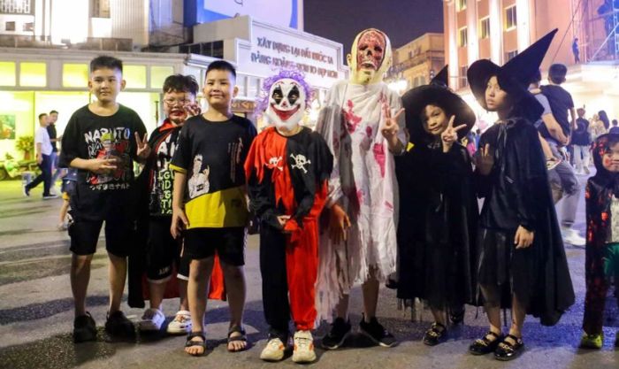 Hình ảnh Halloween đáng sợ nhất trong lễ hội hoá trang
