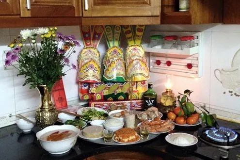 Cúng Táo quân nên thực hiện ở đâu: bếp hay bàn thờ gia tiên? Hình ảnh minh họa