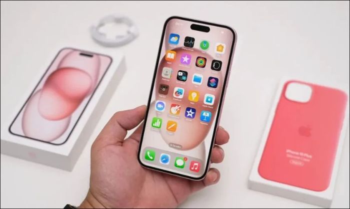 Mẫu iPhone 15 Plus 128GB hiện đang được nhiều iFan săn đón trong các chương trình giảm giá Cyber Monday.
