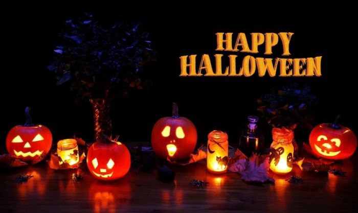 Banner Halloween đầy ma quái