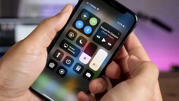 Hướng dẫn sử dụng Control Center trên iPhone - Bước 1