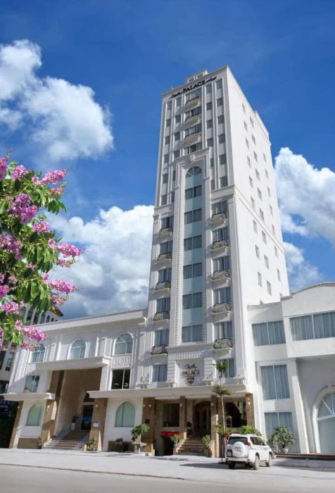 City Bay Palace Hotel Image 1