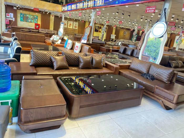Van Anh Furniture Center Image 1