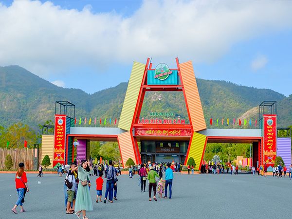 Lam Vien Nui Cam Ecotourism Area Image 1