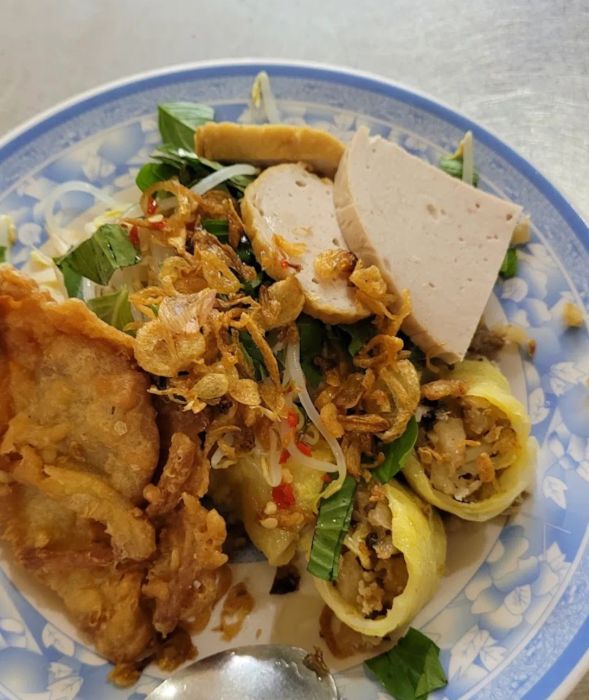 Minh Tú Bánh Cuốn Image 1