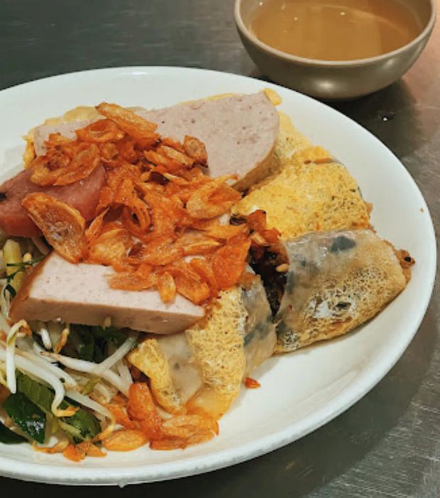 Vạn Kiếp Egg Bánh Cuốn Image 1
