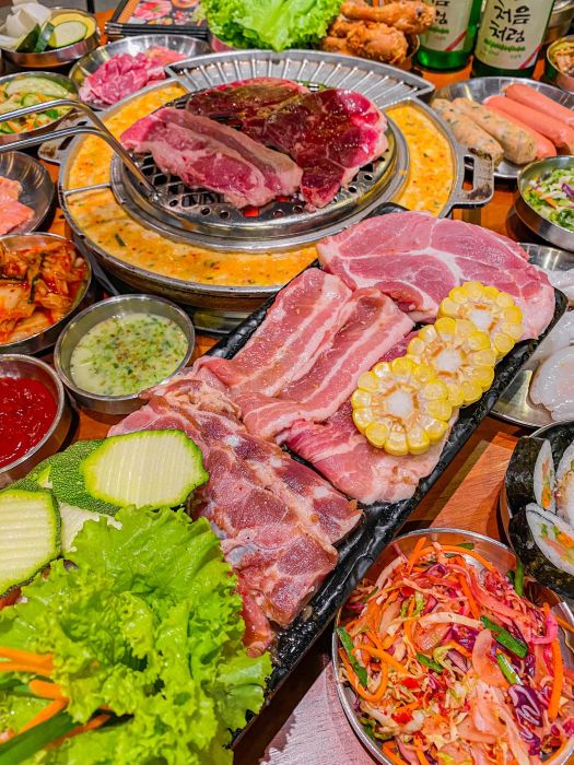 Appealing grill table image 1