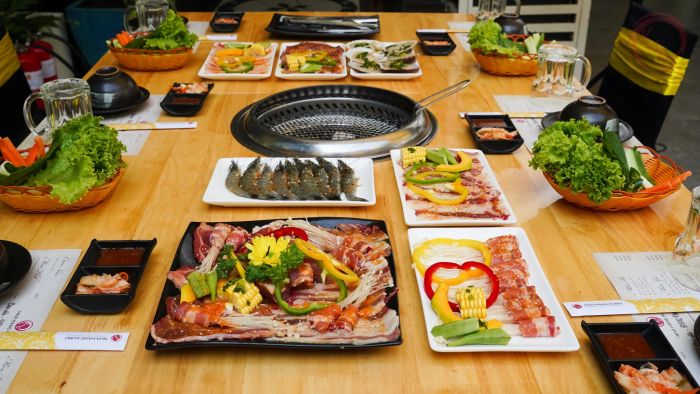 Super tempting grill table image 2