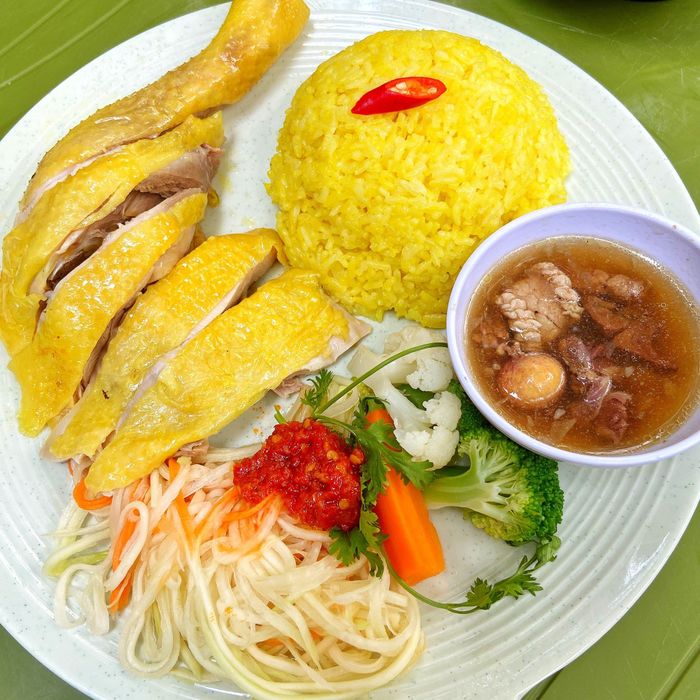 Hội An Chicken Rice - Thịnh Mai Image 1