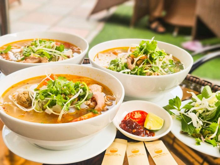 Noodles at Panorama Garden Cafe - Image 3
