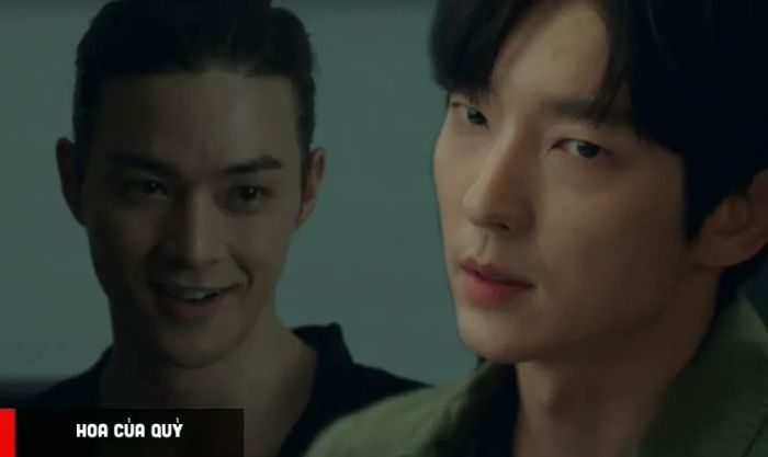 Hoa Của Quỷ là bộ phim nổi bật nhất trong sự nghiệp của Kim Ji-Hoon, thu hút sự chú ý của đông đảo khán giả.