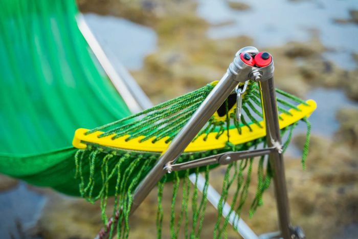 Ngoc Hoang Folding Hammock Image 2
