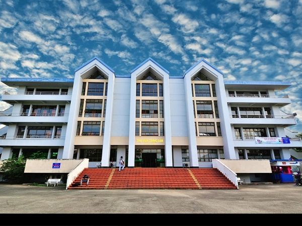 Image 1 of the Vietnam National University Ho Chi Minh City Central Library