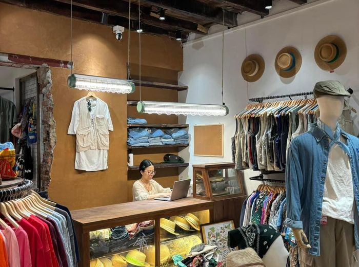 Chăn Con Công - Vintage Store Photo 2