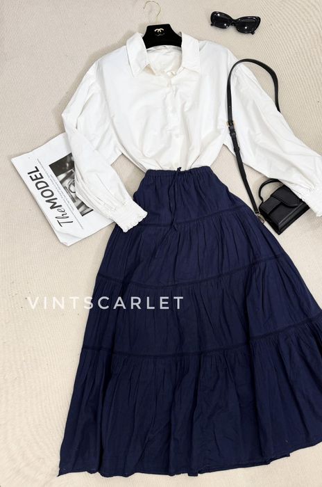 Vintage Scarlet Photo 2