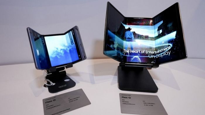 Samsung có thể sẽ sớm công bố mẫu điện thoại màn hình gập ba