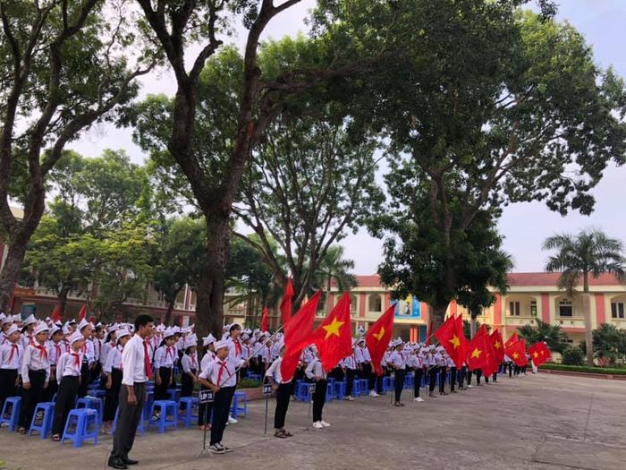 Dai Thinh Secondary School Image 2