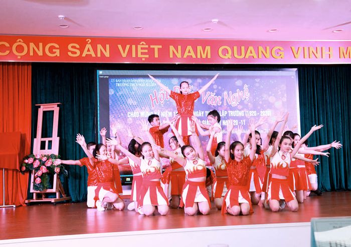 Ngô Sĩ Liên Secondary School Image 2