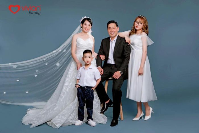 Vivian Family Photography Studio Photo 1