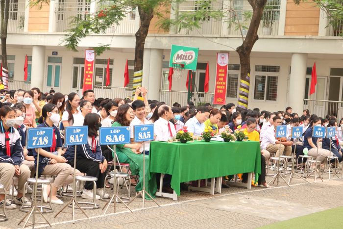 Phú Đô Secondary School Image 2