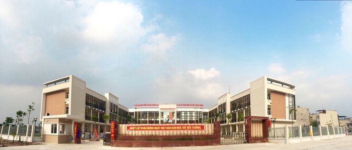 Nguyễn Quý Đức Secondary School Image 1