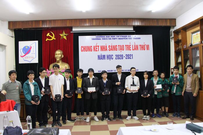 Nguyễn Tất Thành Secondary and High School Image 1