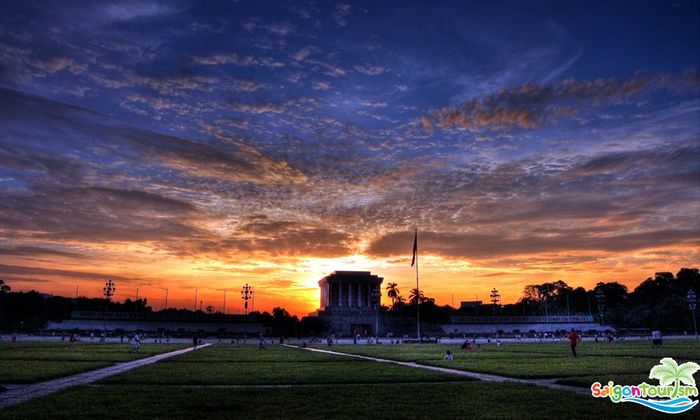Sunset at Uncle Ho's Mausoleum - Image 2