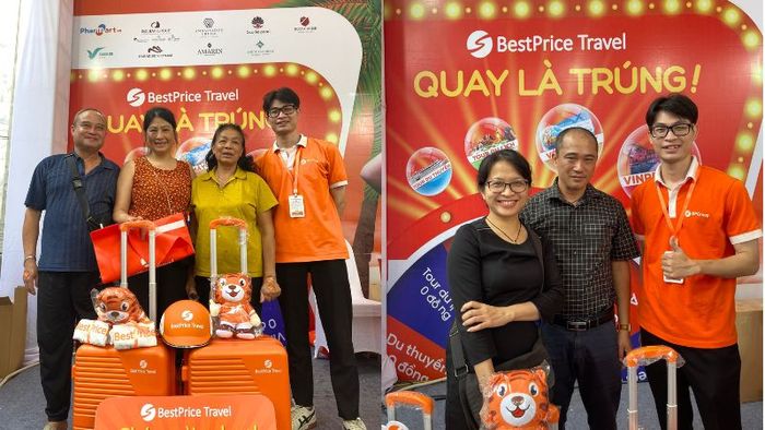 Customers who book domestic tours at Mytour Travel's booth