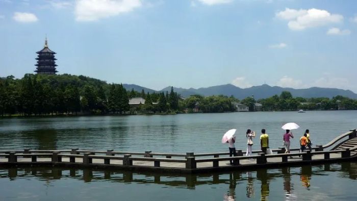 The History of West Lake Hangzhou