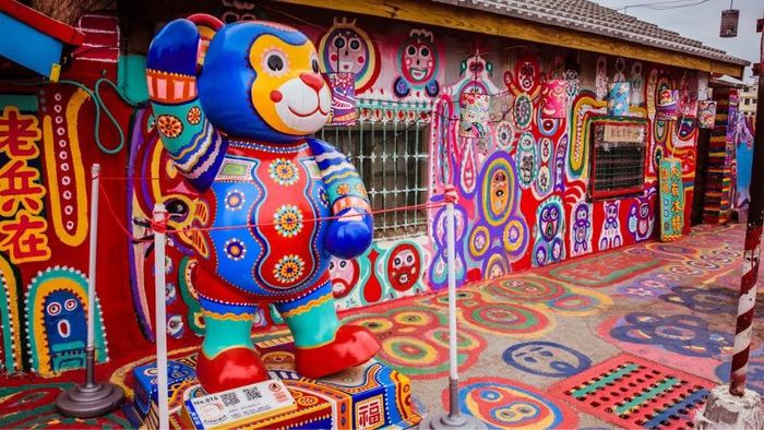 The dazzling colors of Rainbow Village