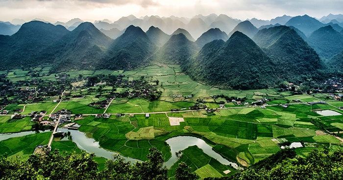 Cảm nhận sâu sắc về bài ca dao “Đường lên xứ Lạng bao xa” - Một hành trình văn hóa đầy ý nghĩa.