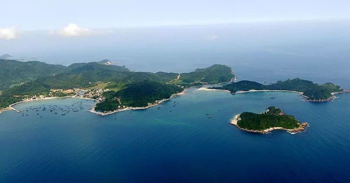 Cảm nhận về cảnh mặt trời mọc trên biển đảo Cô Tô - Một bức tranh thiên nhiên tuyệt đẹp được khắc họa qua ngòi bút tài hoa.