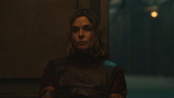 Rebecca Ferguson trong Silo
