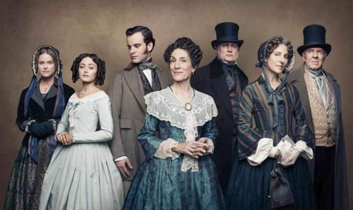 Ella Purnell tham gia trong bộ phim Belgravia (2020)