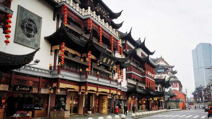 The City God Temple was built in the traditional Chinese architectural style.