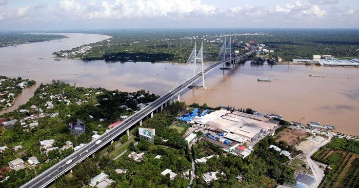 Cảm nhận về dòng sông Cửu Long qua bài thơ