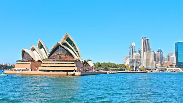 May and June are the ideal months to visit the Sydney Opera House