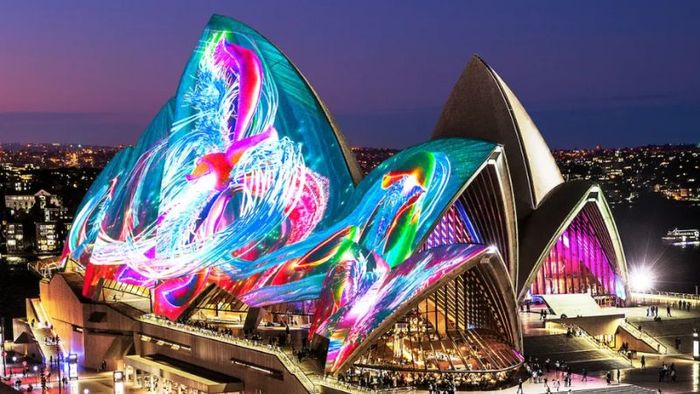 The perfect blend of music and light is one of the key reasons the festival draws so many visitors