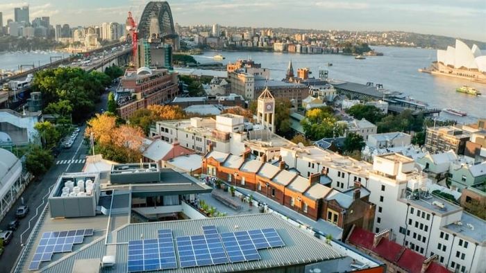 Travel Tips for Australia - Choose Hotels Near Attractions