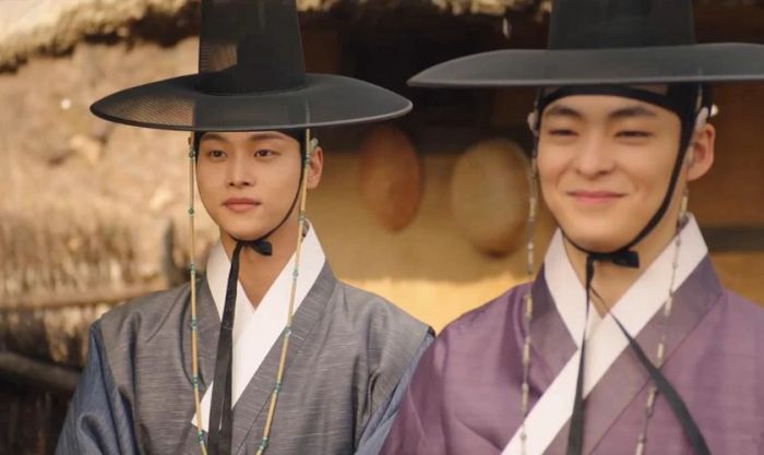 Luật Sư Thời Joseon - Joseon Attorney (2023) là một trong những tác phẩm điện ảnh và truyền hình có sự góp mặt của Song Geon-hee