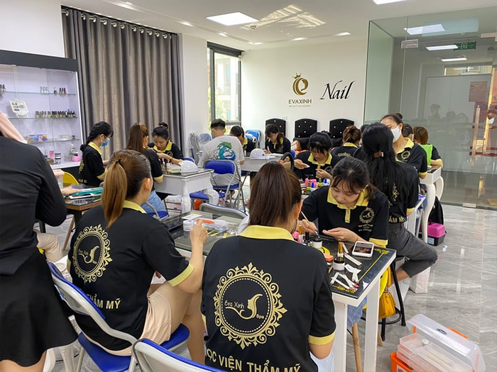 Eva Xinh International Beauty Academy Image 2
