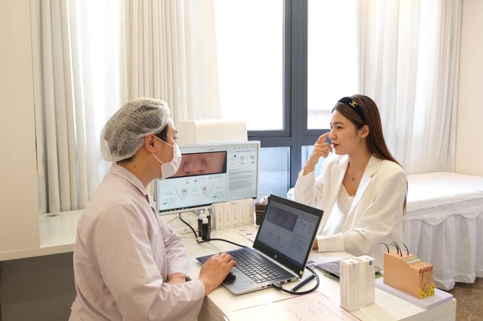 La Hues Spa & Clinic Image 1