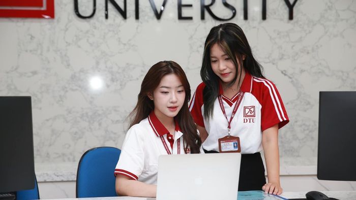 Học phí của Đại học Duy Tân thay đổi hàng năm và có sự khác biệt tùy thuộc vào ngành học mà sinh viên theo đuổi.