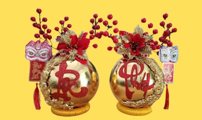 Trang trí dừa Tết với chữ nổi kim tuyến ấn tượng