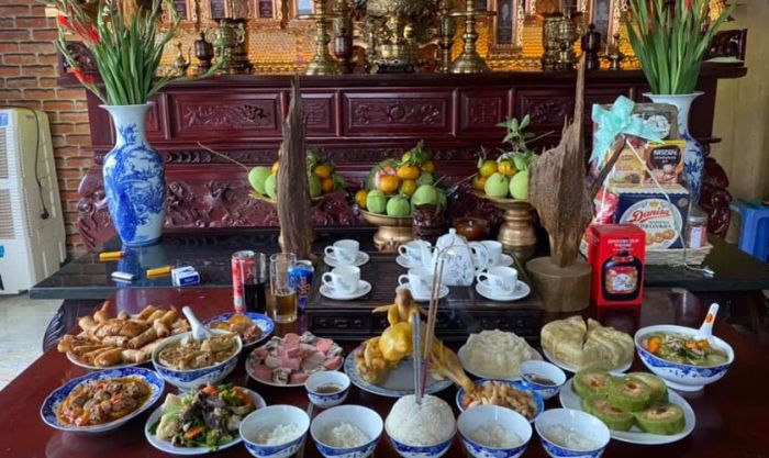 Mâm lễ cúng sáng mùng 3 Tết năm 2025