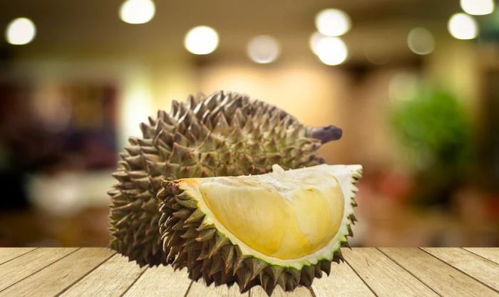 Sầu riêng là một loại quả khác không bao giờ được bày trong mâm ngũ quả của người miền Nam.