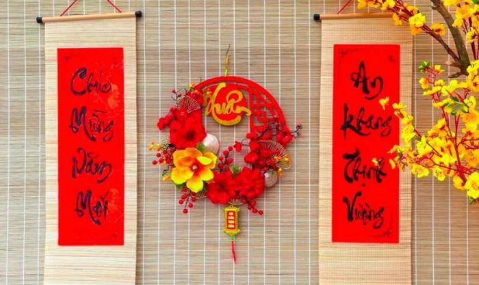 Trang trí Tết mầm non 2025 với mẹt tre