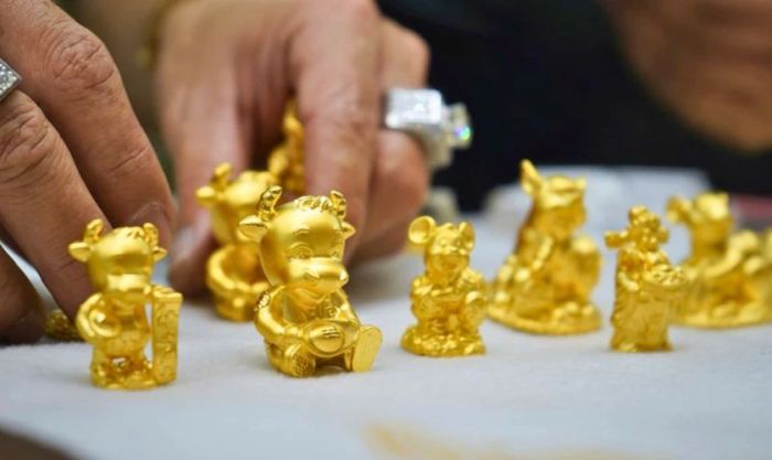 Tại sao cần biết chọn giờ tốt để mua vàng ngày Vía Thần Tài?