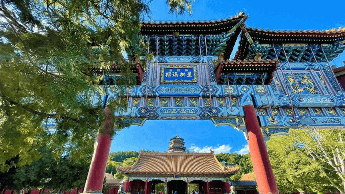 The Best Time to Visit the Summer Palace